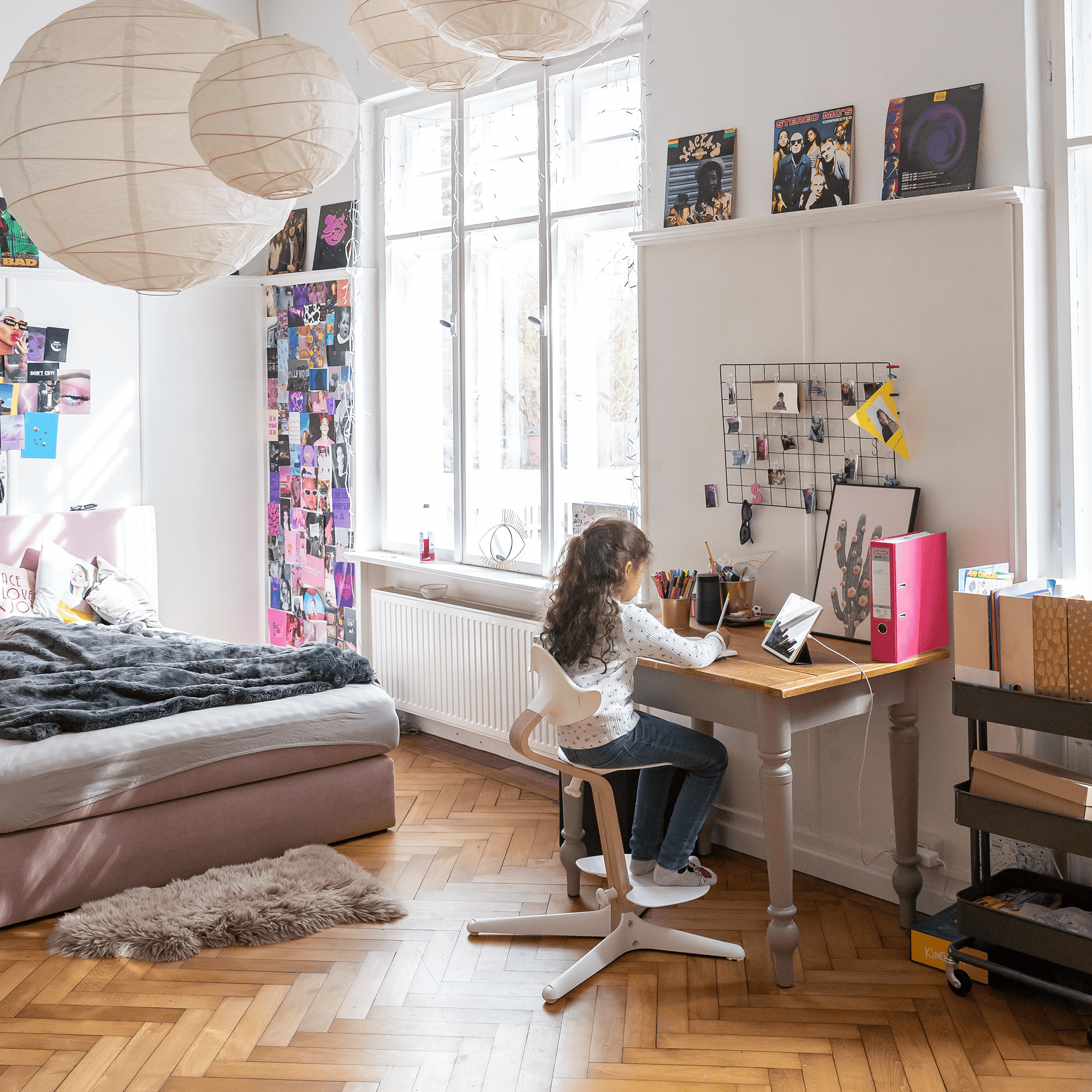 Treppenhochstühle, STOKKE, Weiß – Produktansicht