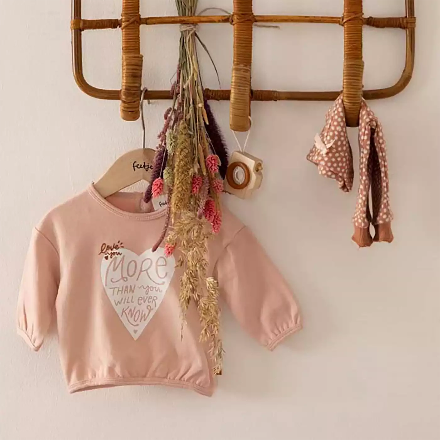 Pullover & Sweatshirts, FEETJE – Produktansicht