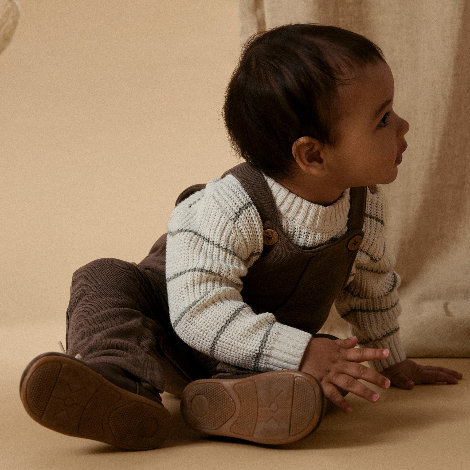 Latzhosen, Lil' Atelier, Braun – Produktansicht