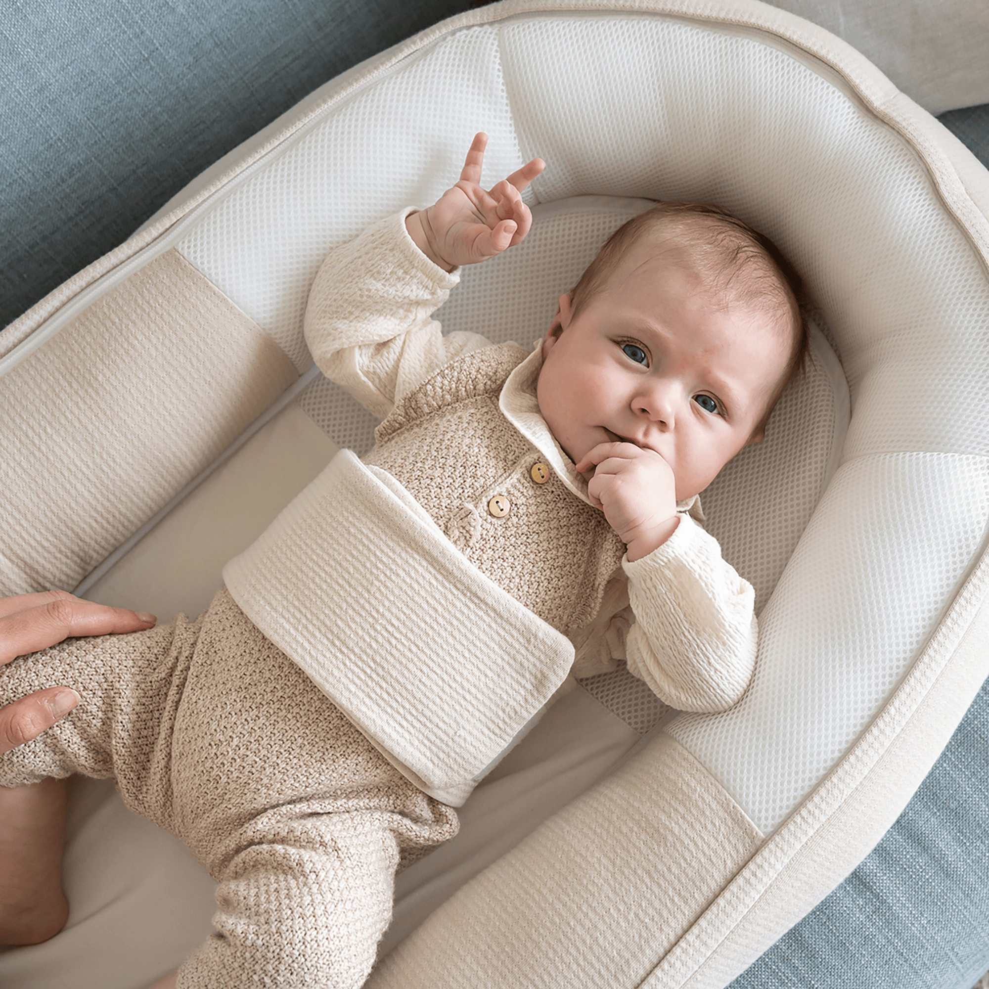 Kuschelnest, doomoo, Beige – Besonderheit: wächst mit deinem Baby mit