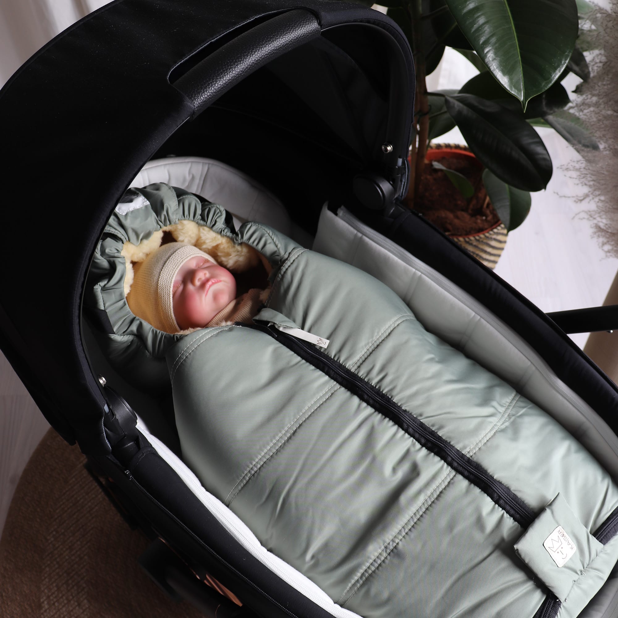 Produkte, KAISER, Grün – Besonderheit: aus 100% echtem hochwertigen Lammfell
