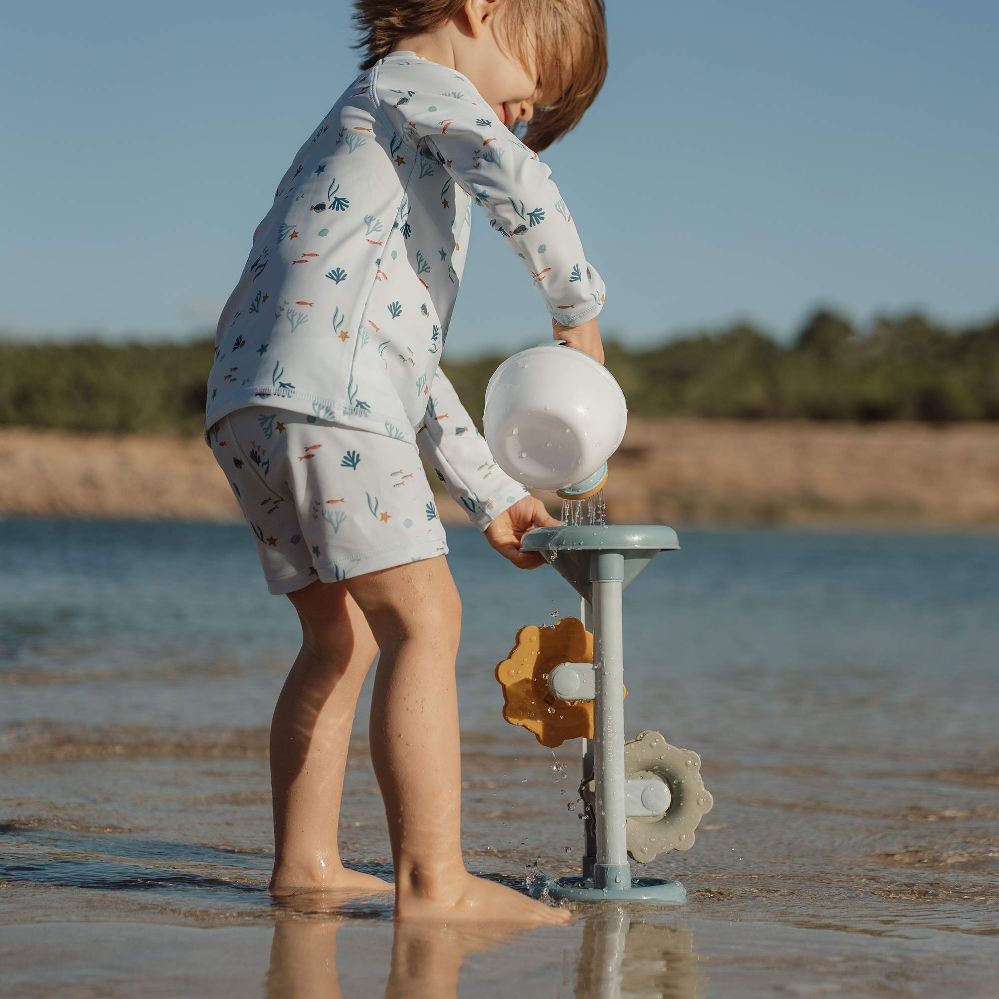 Sandspielzeug, LITTLE DUTCH, Blau – Besonderheit: Trichter zum Befüllen von Sand und Wasser