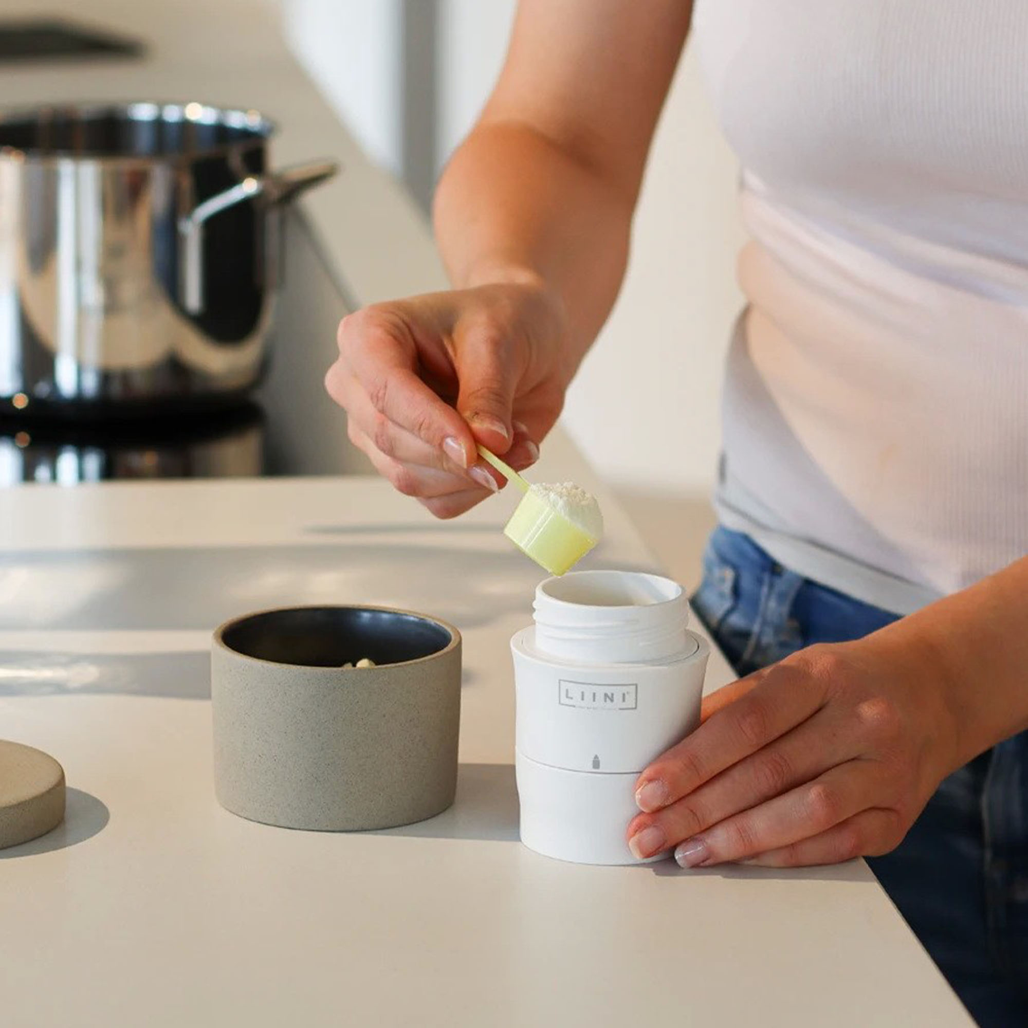 Flaschenzubehör, LIINI, Weiß – Produktansicht