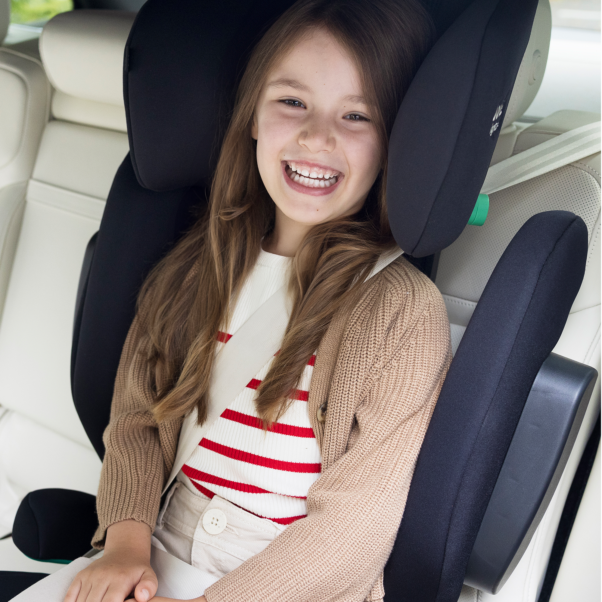 Kindersitze 15-36 kg, Gruppe 2/3, Joie signature, Schwarz – Produktansicht