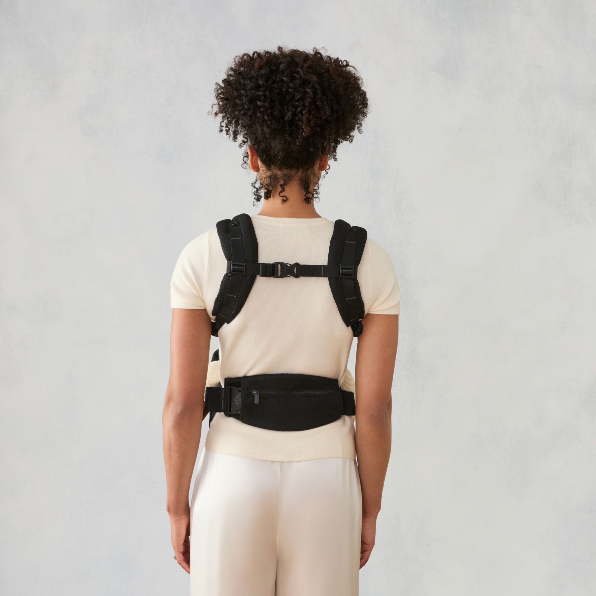 Fullbuckle Tragen, ERGObaby, Schwarz – Produktansicht