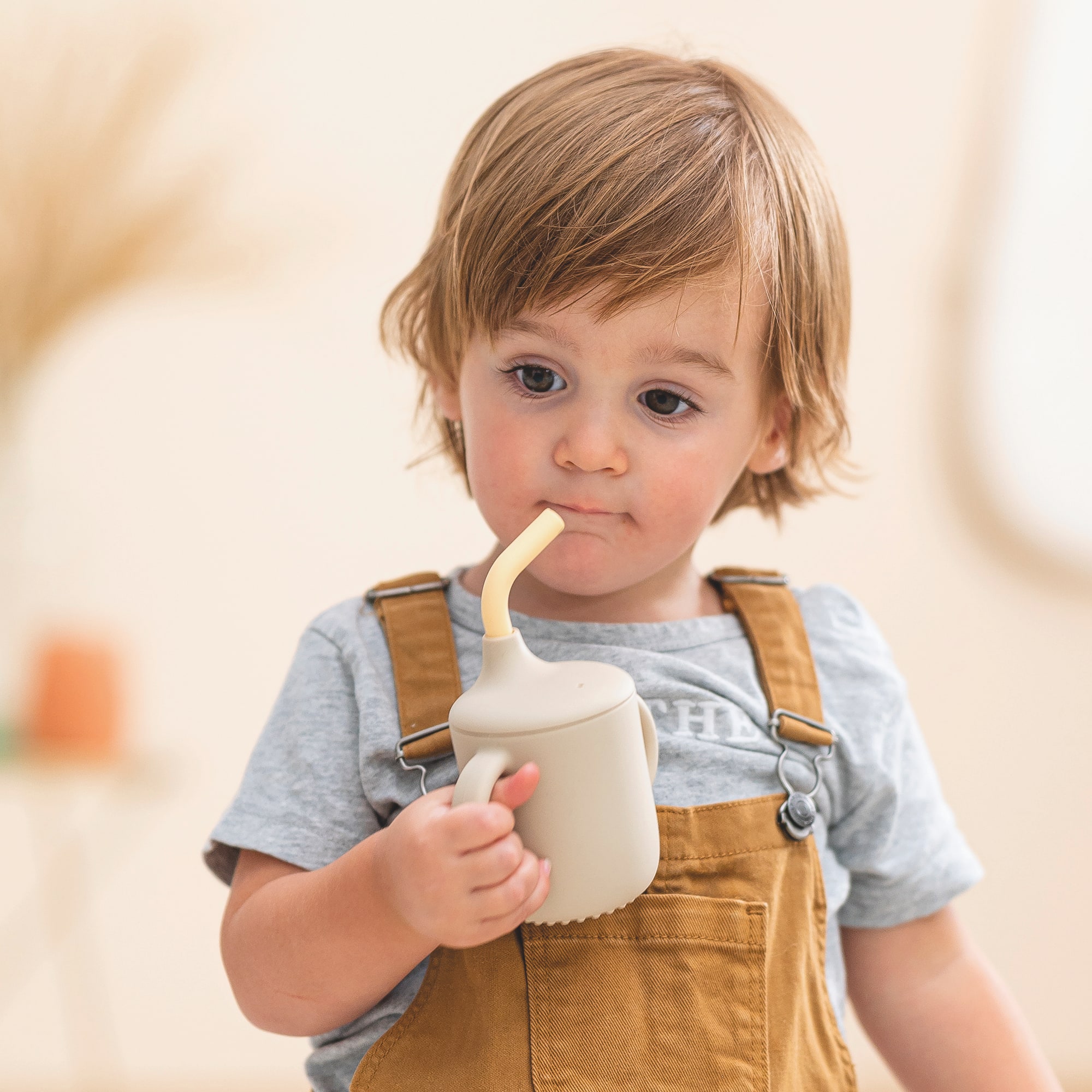 Trinklernbecher ab 4 Monate, Nattou, Beige – Besonderheit: stabile Henkel
