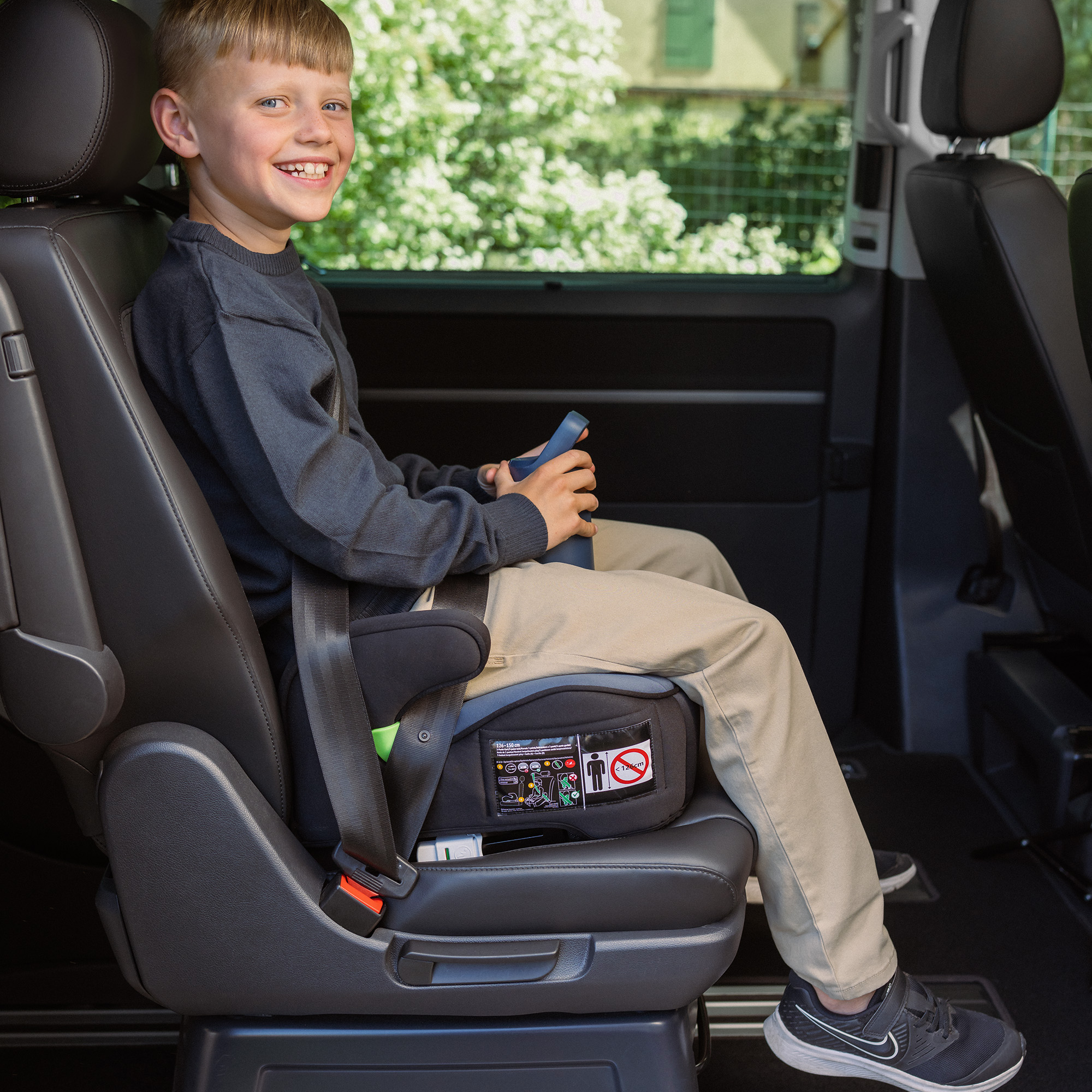 Kindersitze 15-36 kg, Gruppe 2/3, osann, Schwarz – Produktansicht