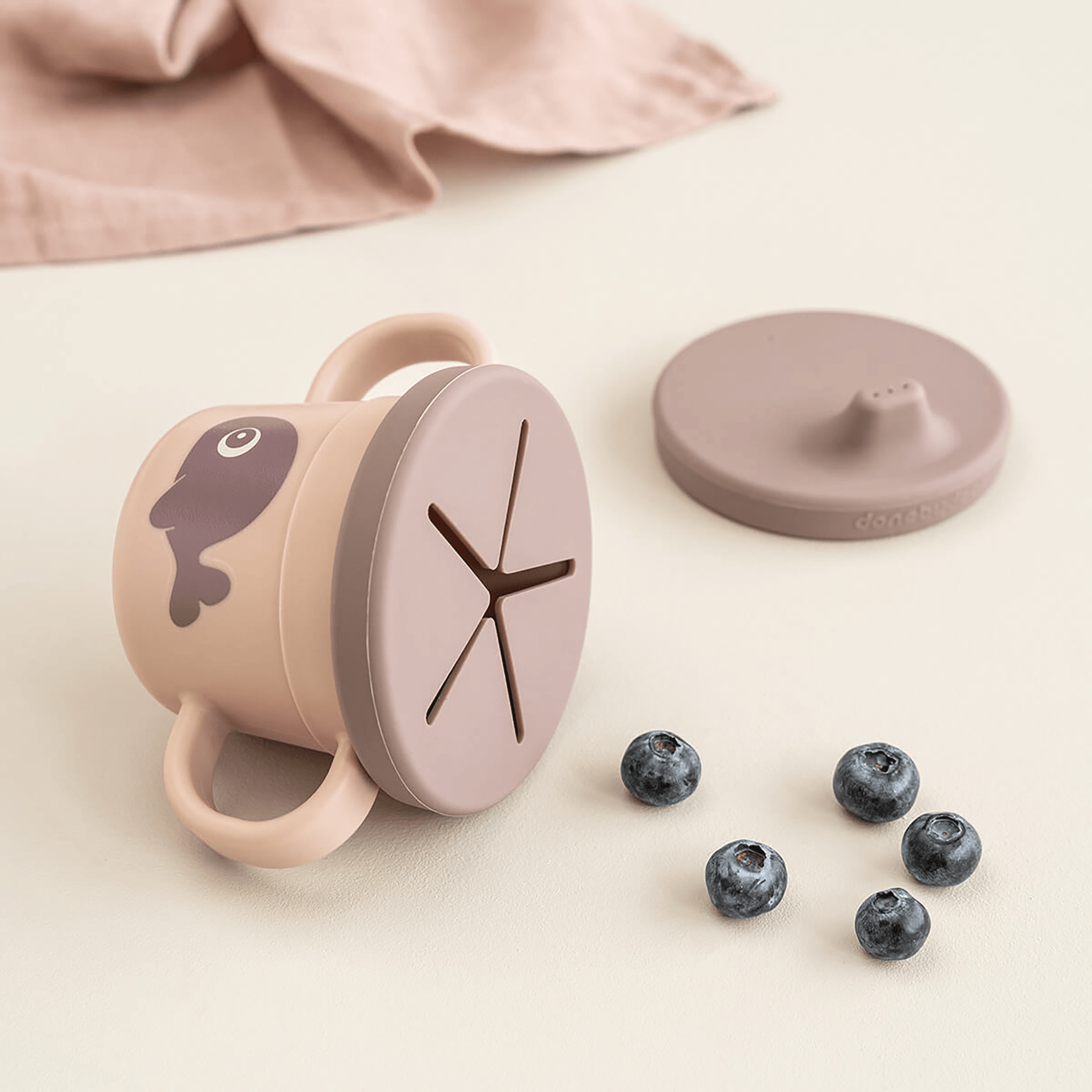 Trinklernbecher & -flaschen, done by deer, Pink – Produktansicht