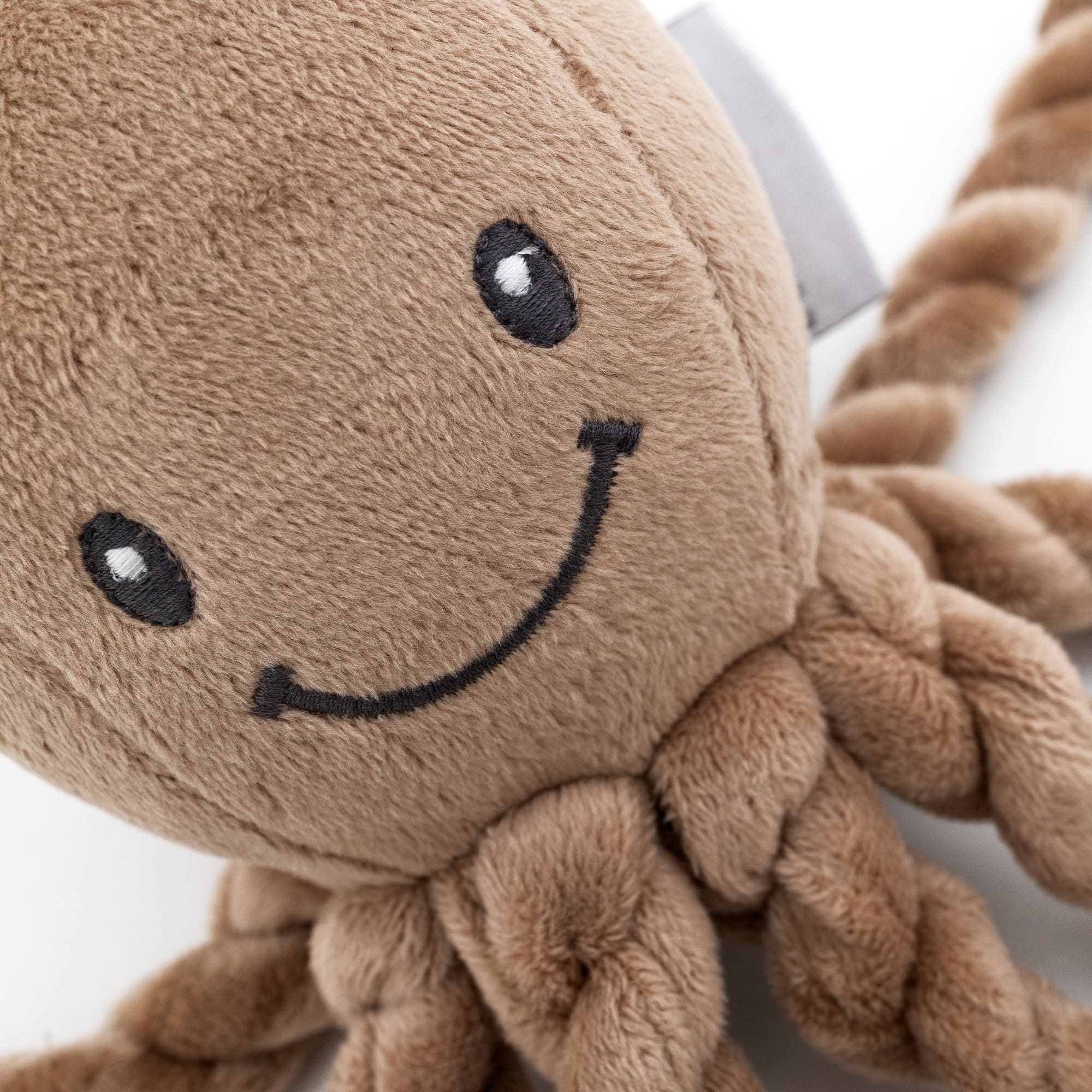 Kuscheltiere, Nattou, Braun – Besonderheit: fördert den Greifreflex