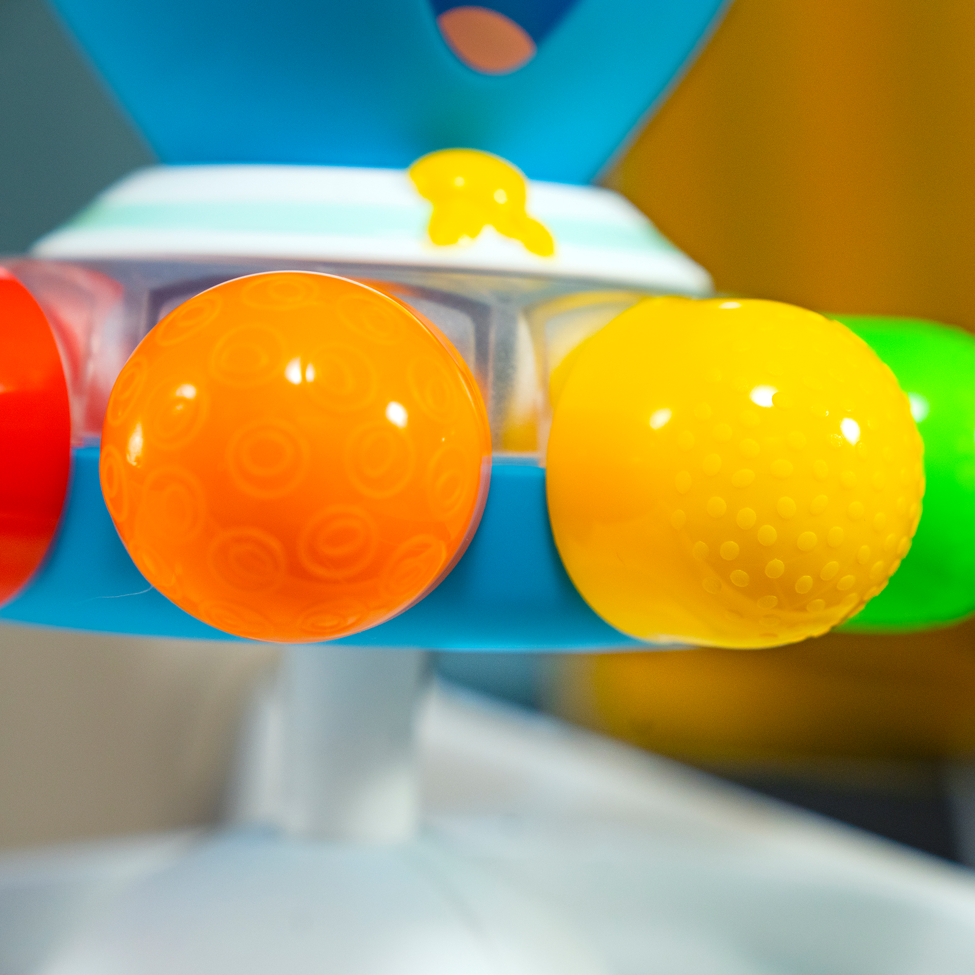 Rasseln & Greiflinge, baby einstein, Blau – Produktansicht