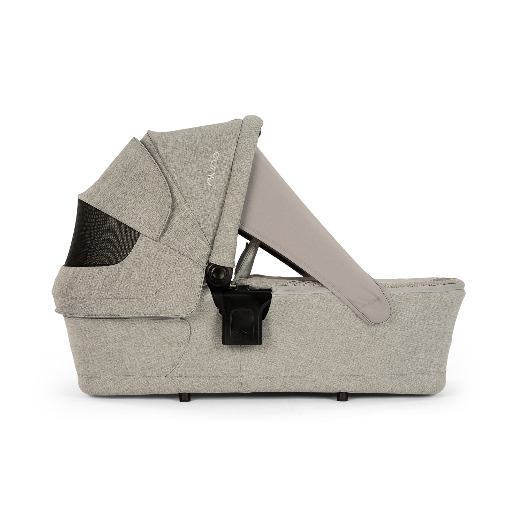 Tragewannen, nuna, Grau – Besonderheit: eleganter Graphit-Ton mit unverwechselbarem BMW Trinity Muster und tiefschwarzen Leatherette-Aktzenten