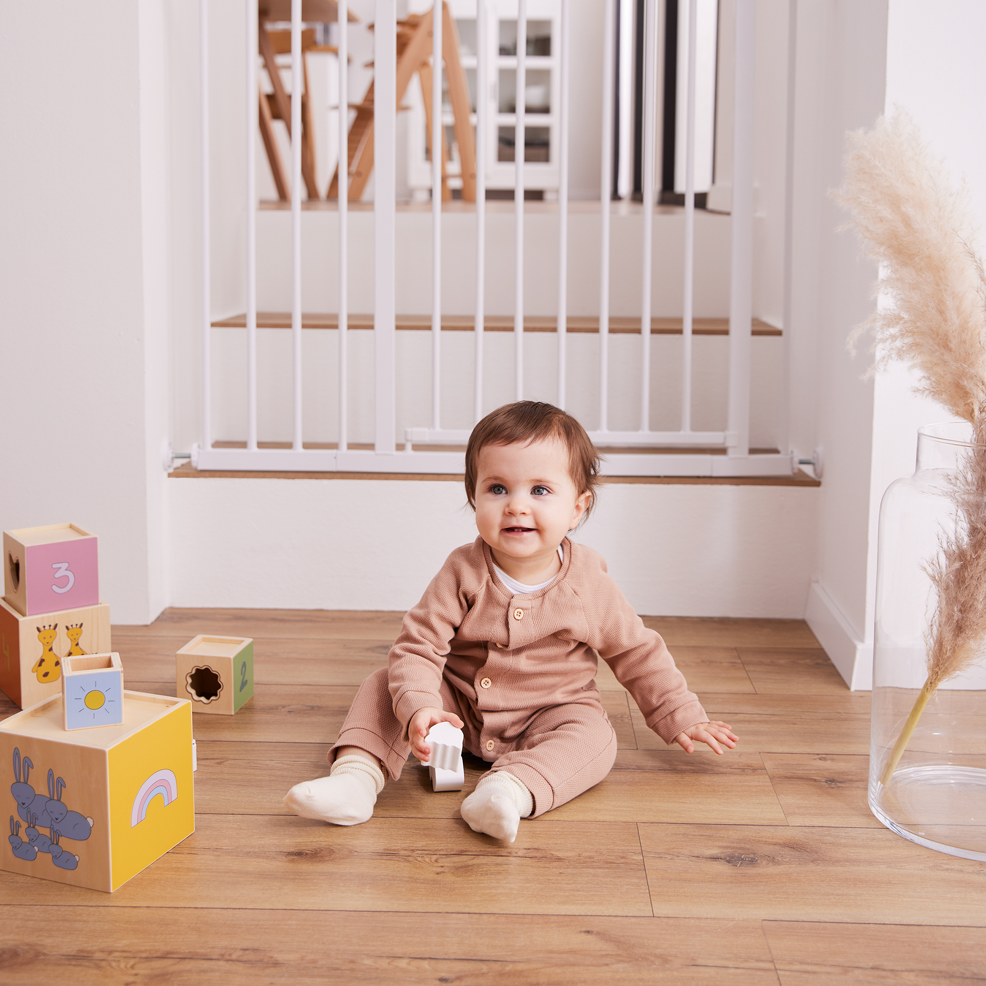 Tür- & Treppenschutzgitter, hauck, Weiß – Besonderheit: bestehend aus Tür- & Treppenschutzgitter Open N Stop 2 und 9 cm Verlängerung