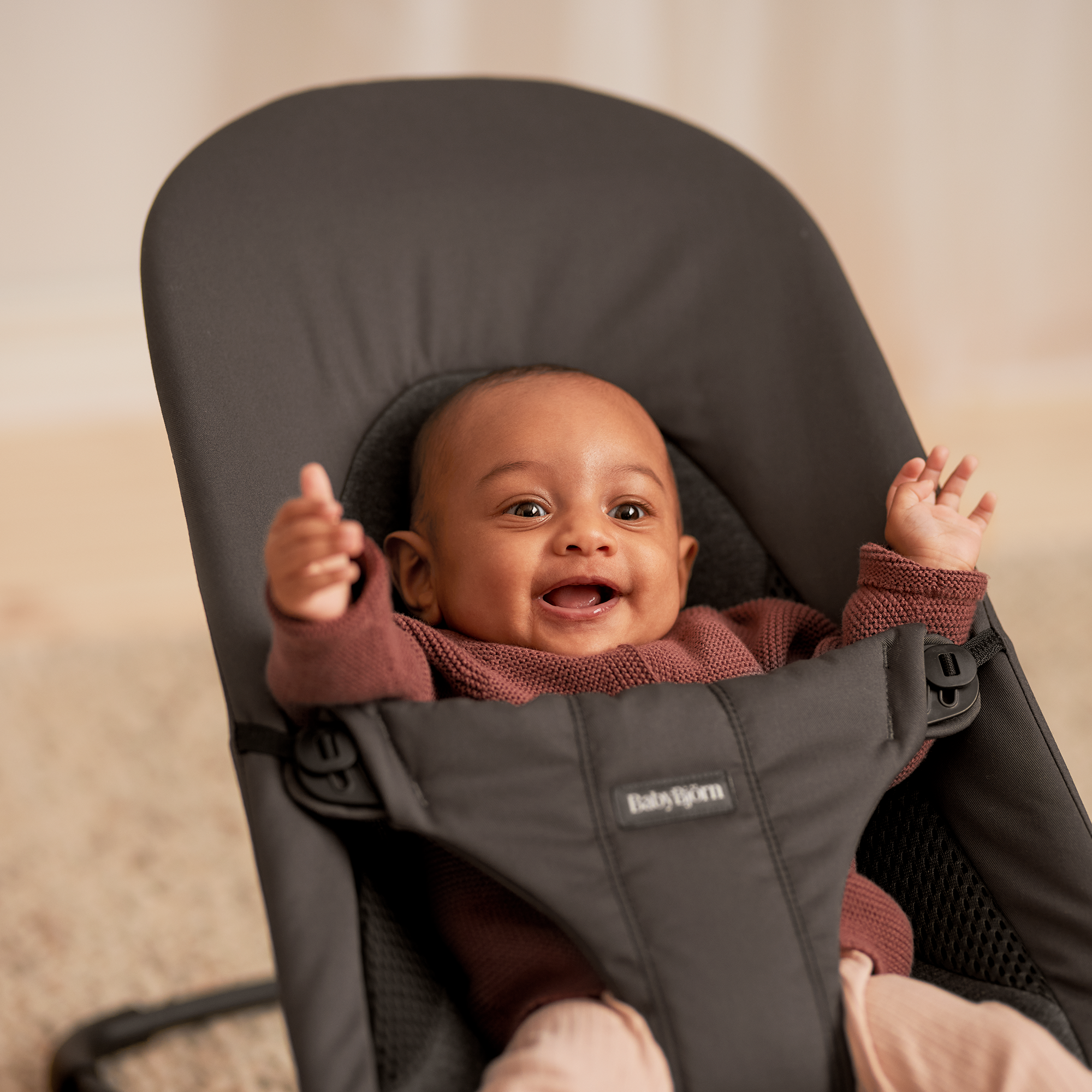 Wippen, BABYBJÖRN, Grau – Besonderheit: natürliches Schaukelverhalten