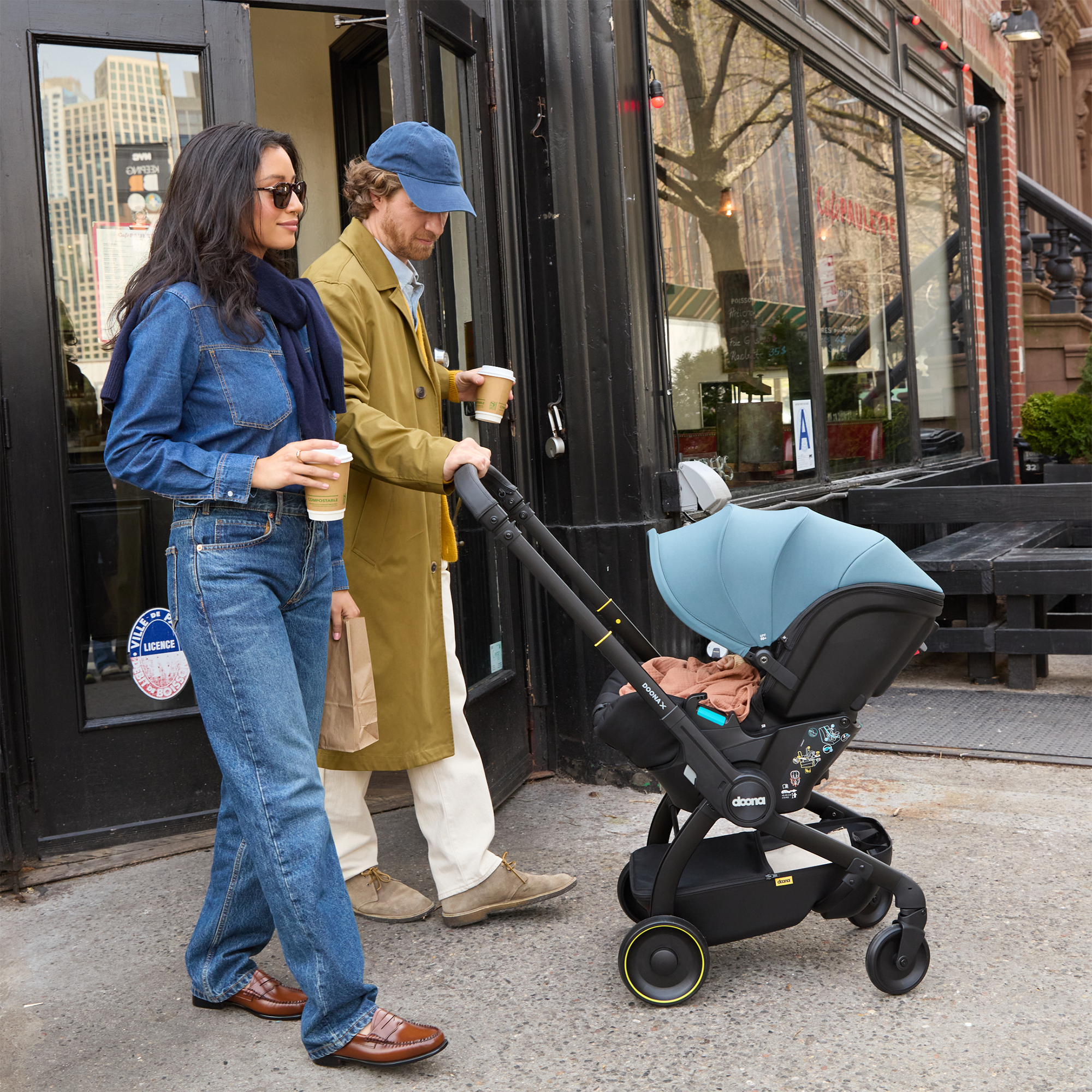 Kombi-Kinderwagen, doona, Grün – Besonderheit: vereint Babyschale und Kinderwagen