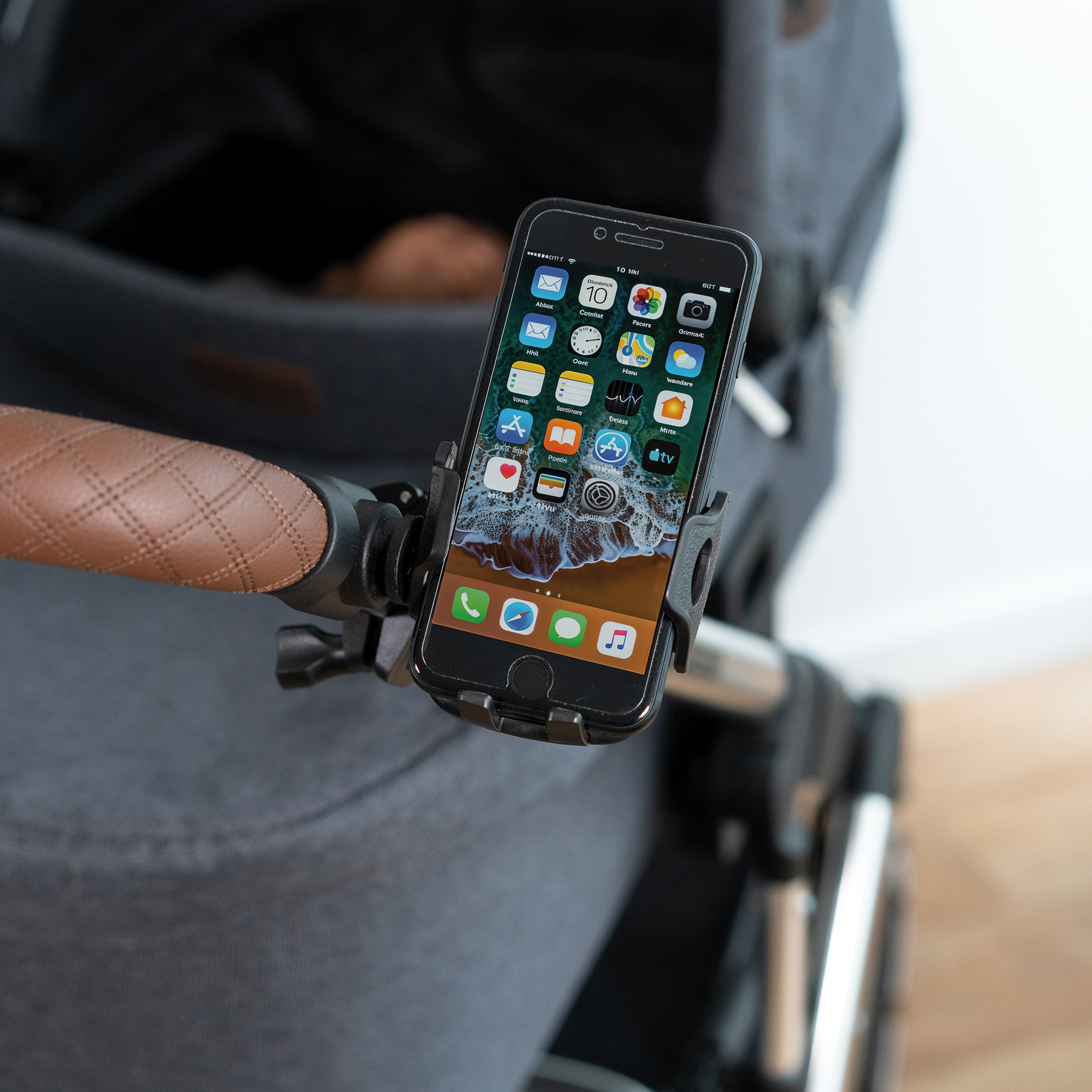 Kinderwagen Zubehör, LITTLE ONE, Schwarz – Besonderheit: zur Befestigung an der Schieberstange