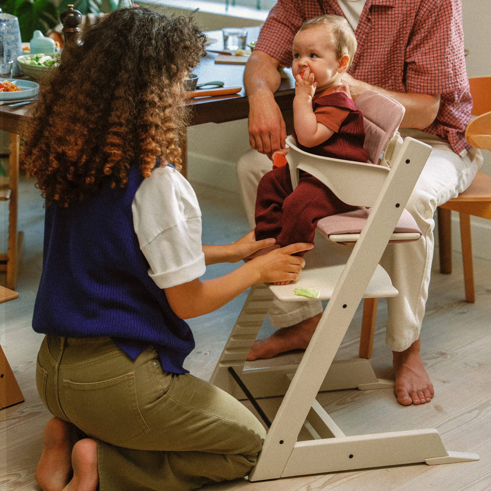 Hochstuhl Zubehör, STOKKE, Lila – Besonderheit: passt sowohl beim ersten Einsatz mit Baby Set als auch später im Kinderstuhl-Alter
