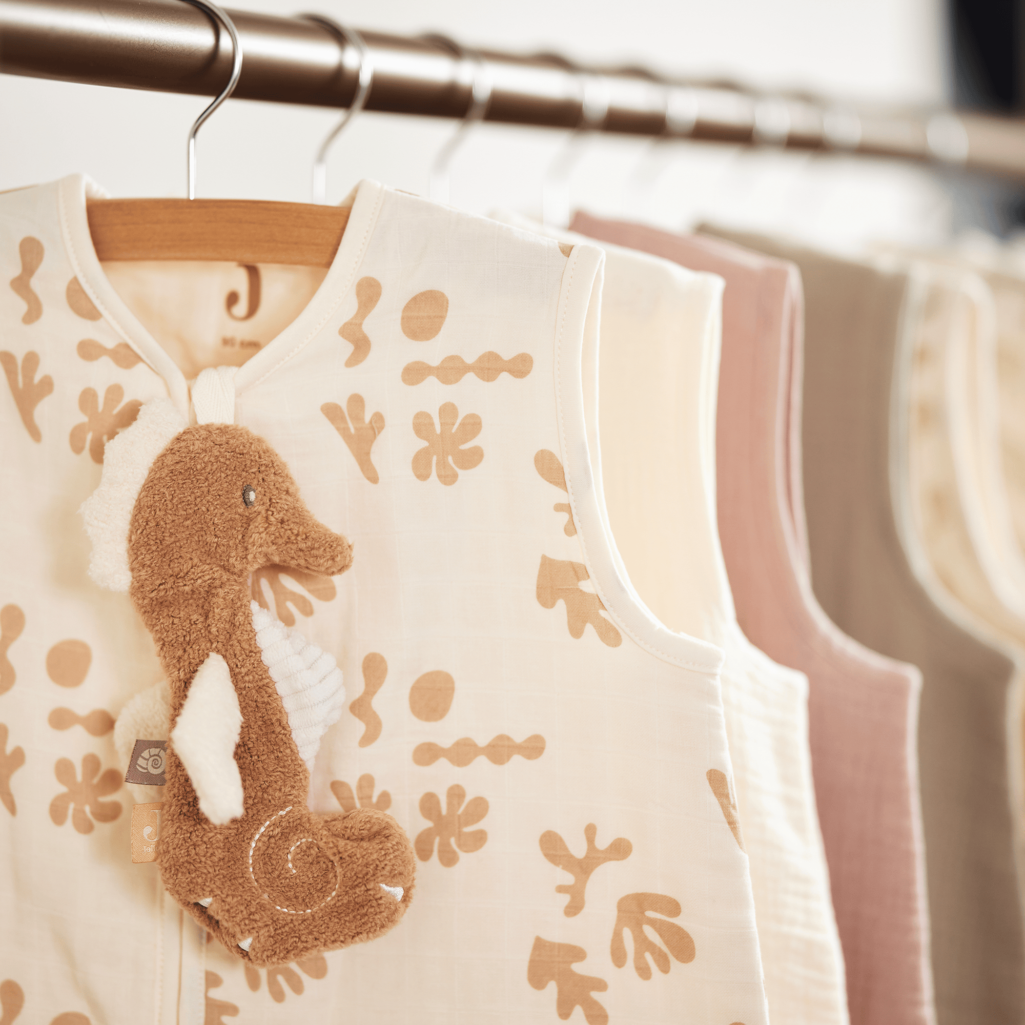 Schmusetücher, jollein, Braun – Besonderheit: aus weichem Polyester mit Bouclé-Stoff