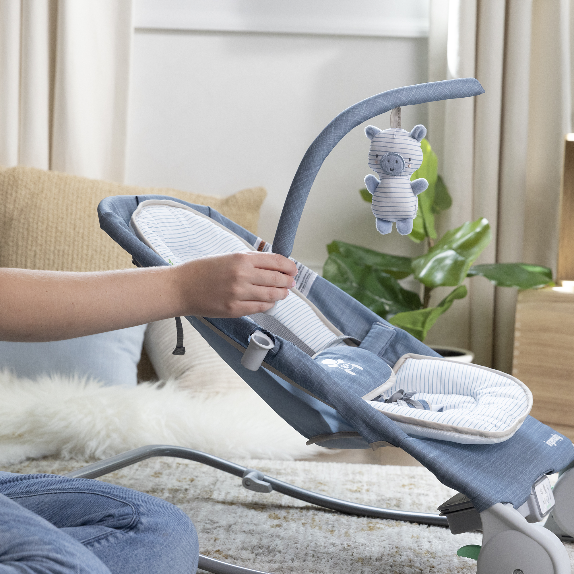 Wippen, ingenuity, Grau – Produktansicht