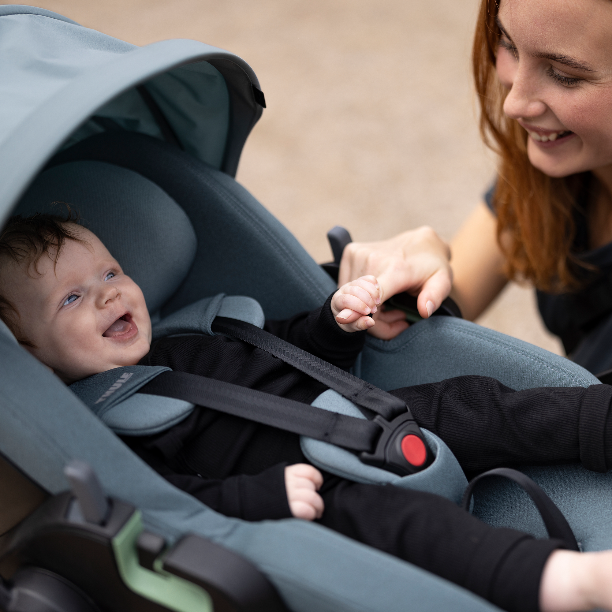 Babyschalen 0-13 kg, Gruppe 0+, THULE, Blau – Produktansicht