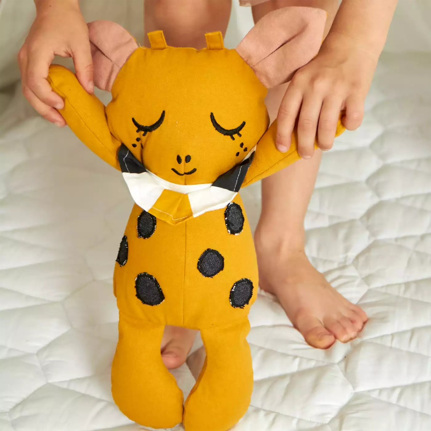 Kuscheltiere Giraffen, Roommate, Gelb – Besonderheit: 100% Bio-Baumwolle