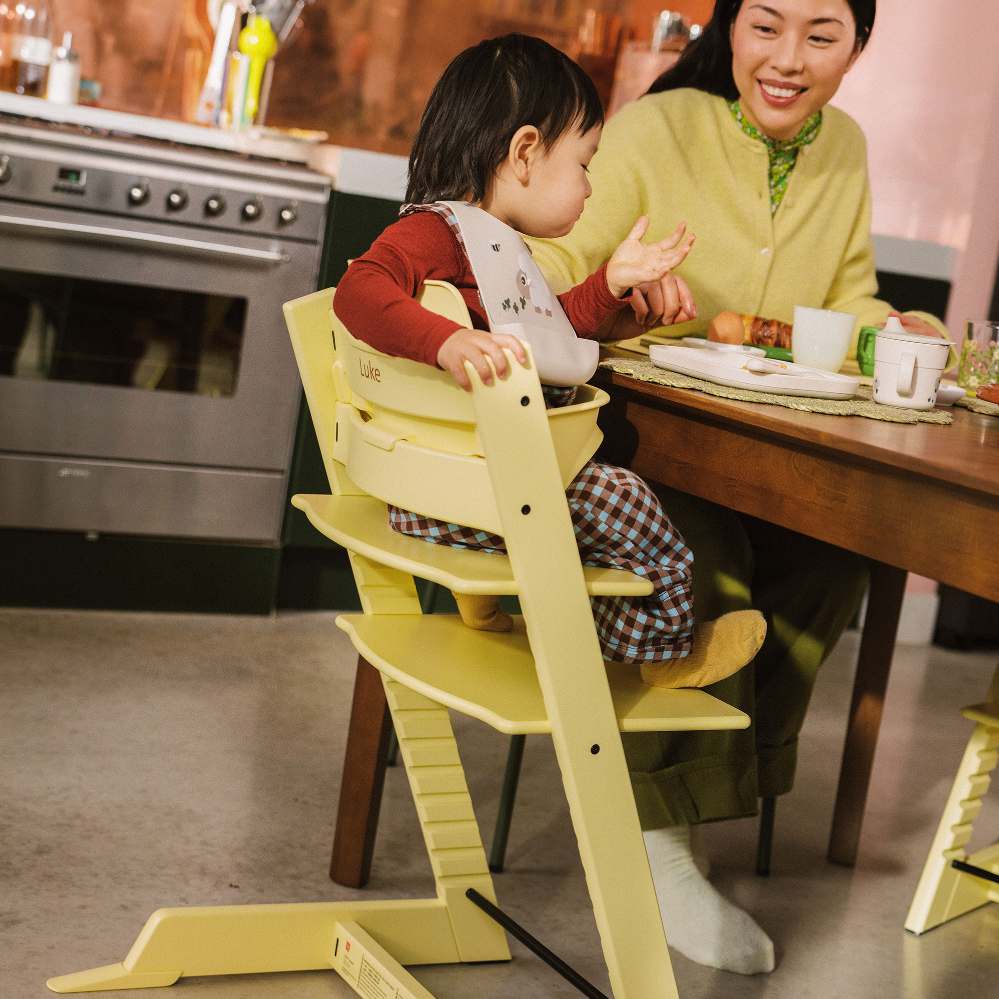 Treppenhochstühle, STOKKE, Gelb – Produktansicht