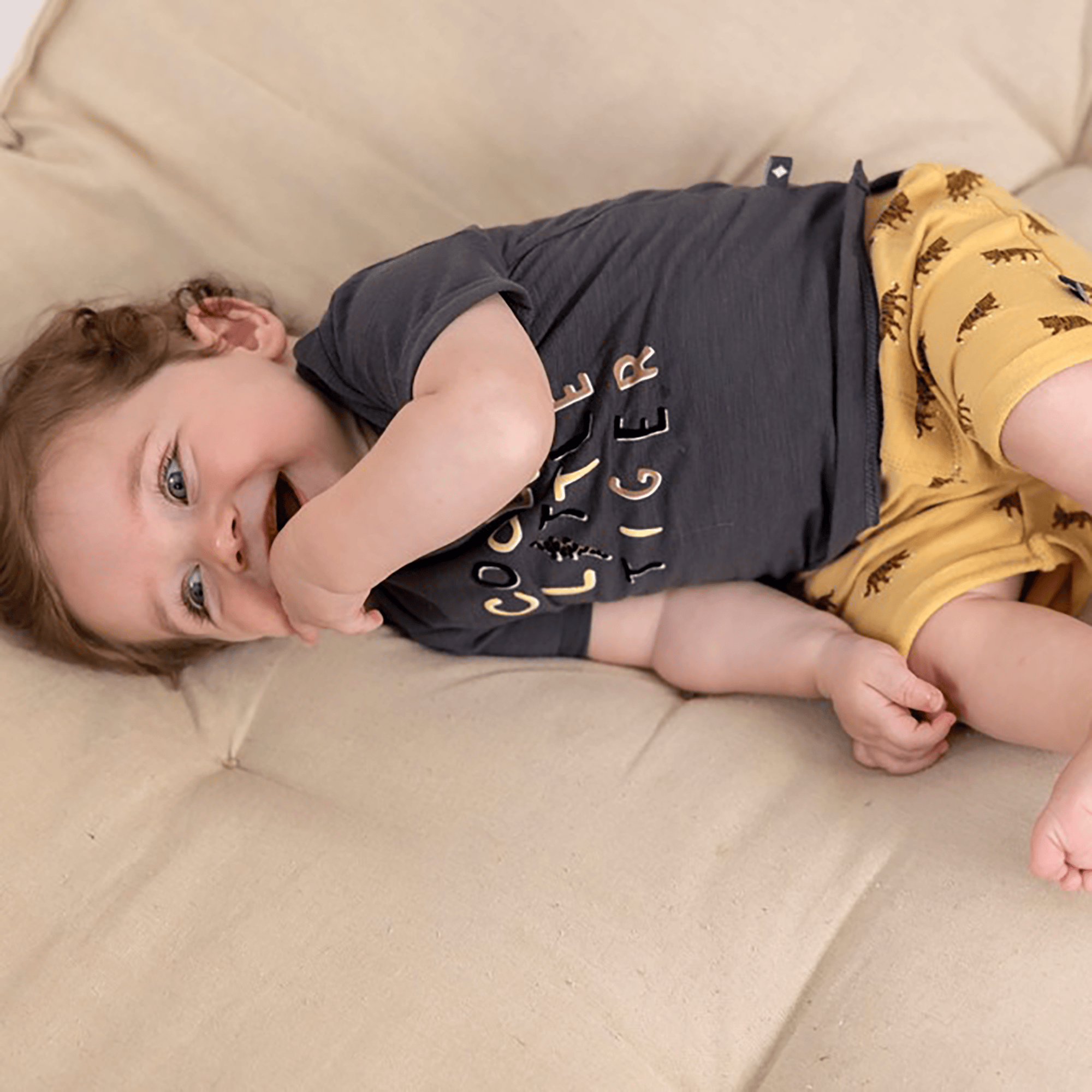 Kurze Hosen, FEETJE – Produktansicht