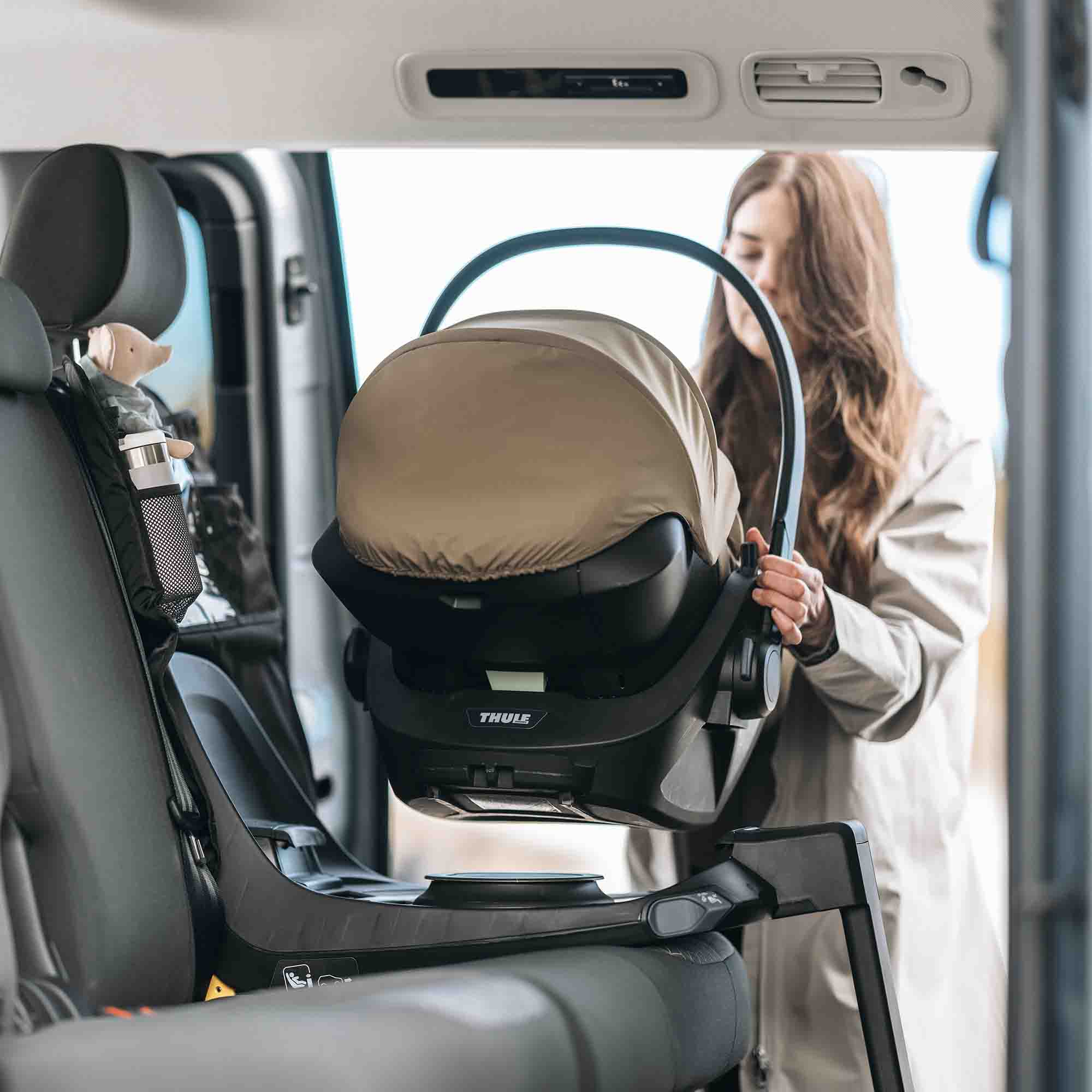 Babyschalen 0-13 kg, Gruppe 0+, THULE, Grün – Produktansicht