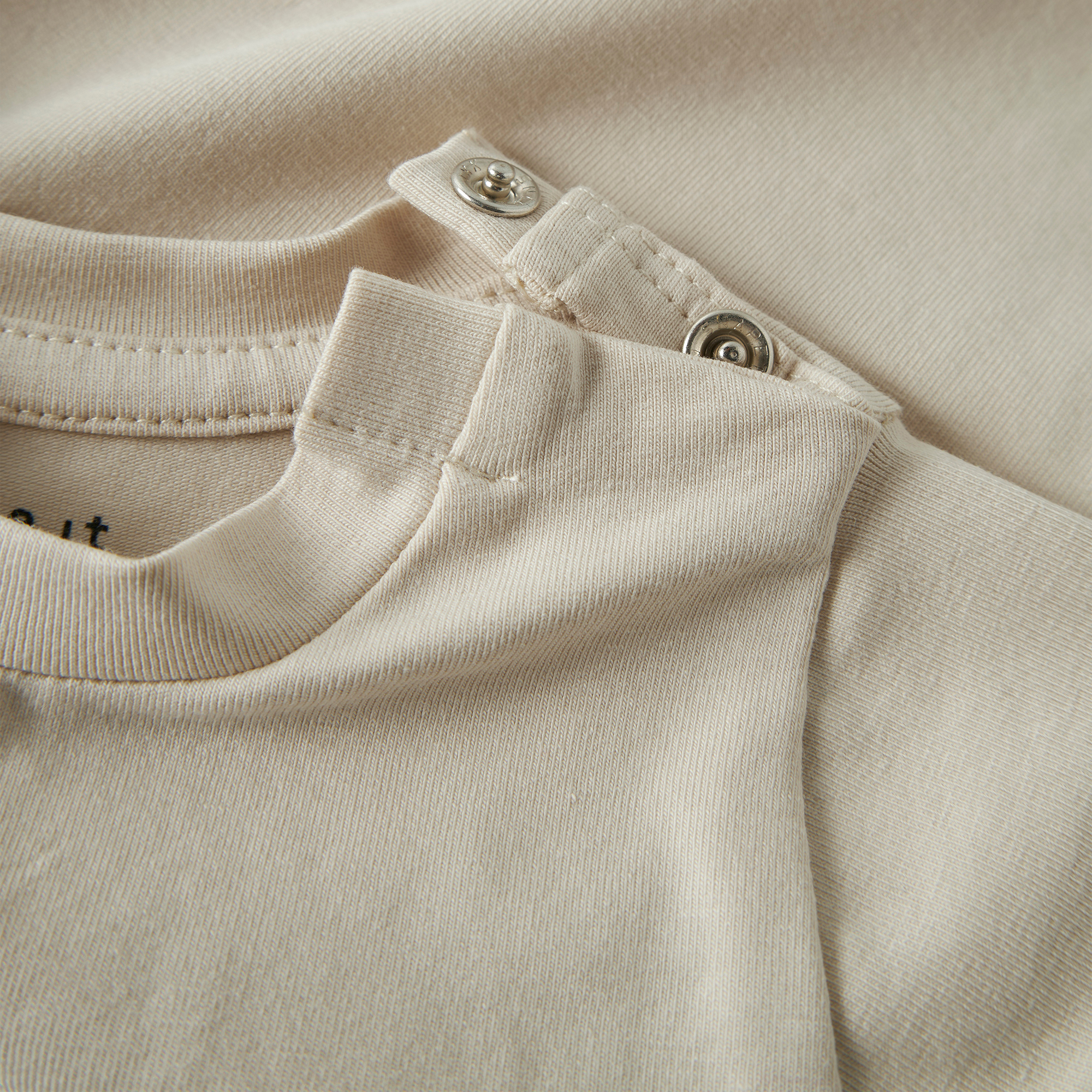 Langarmshirts, name it, Beige – Besonderheit: Druckknöpfe für leichtes An- und Ausziehen